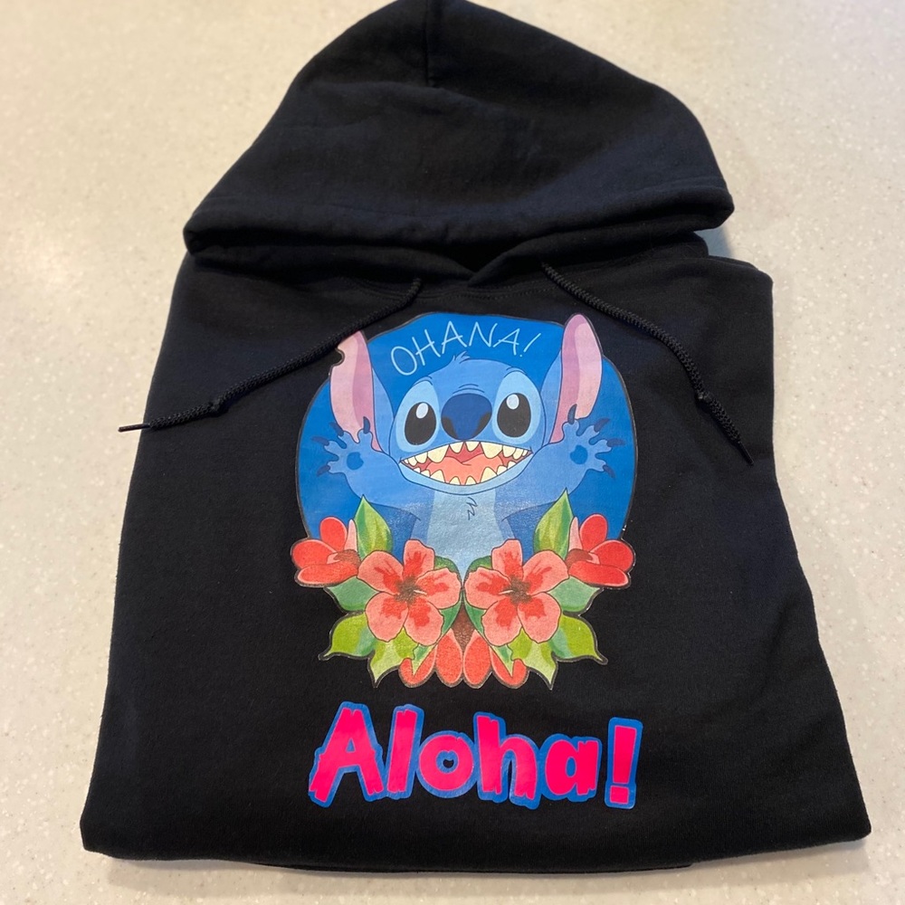 Brand new Hoody “ Lilo Stich, Aloha”